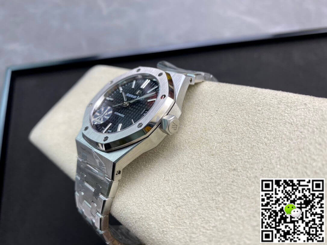 Replica Audemars P1g*et Royal Oak 15450 1:1 Best Edition JF Factory Black Dial