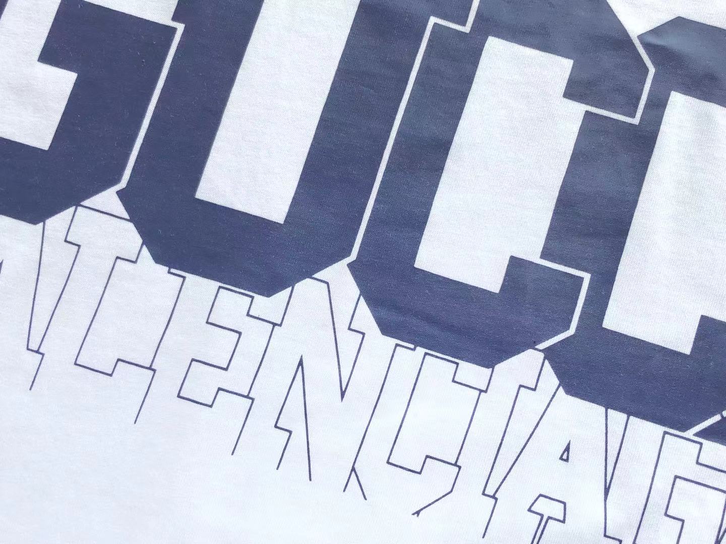 Gvc*1 x Ba1en*iaga T-shirt