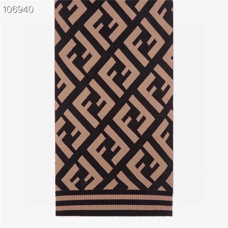 F**di Scarf