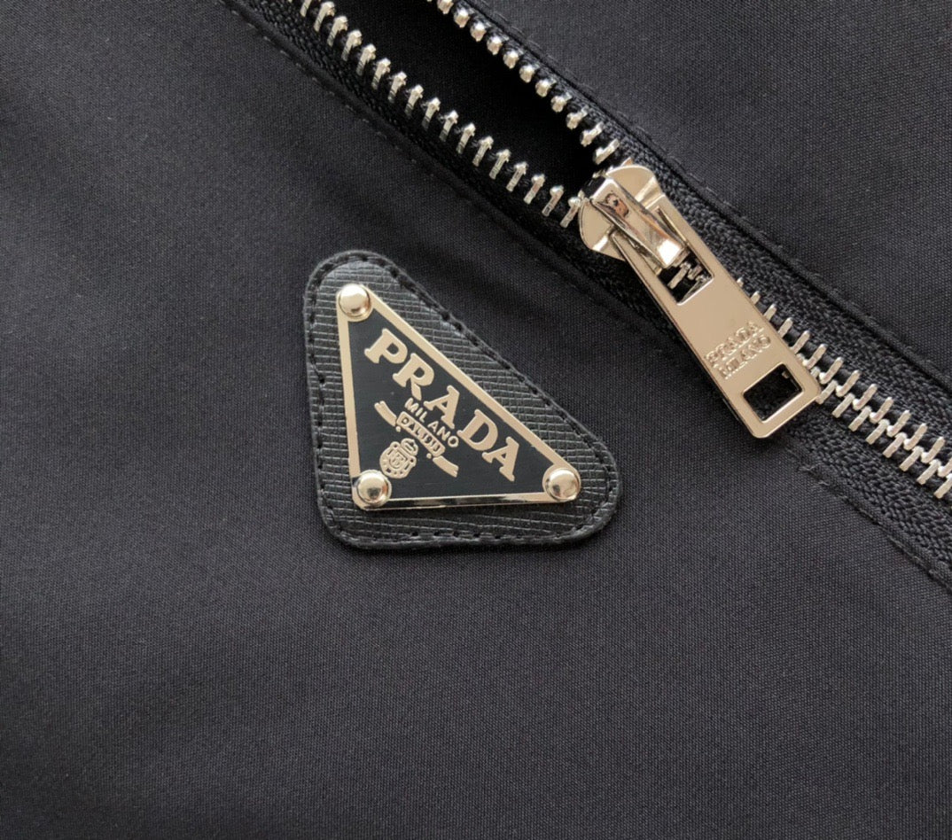 Pra*a Jacket