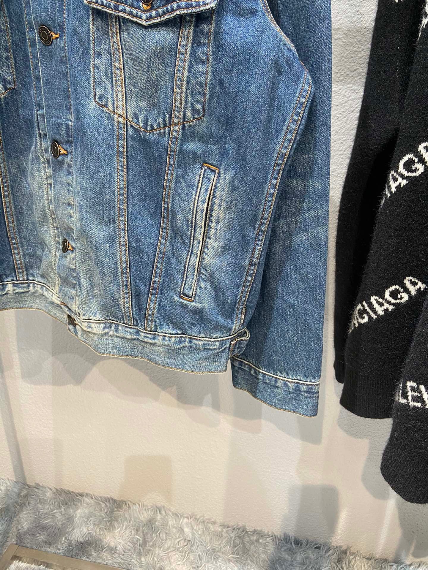 Ba1en*iaga Jacket