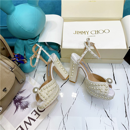 J1m*y Ch00 pearl block heels