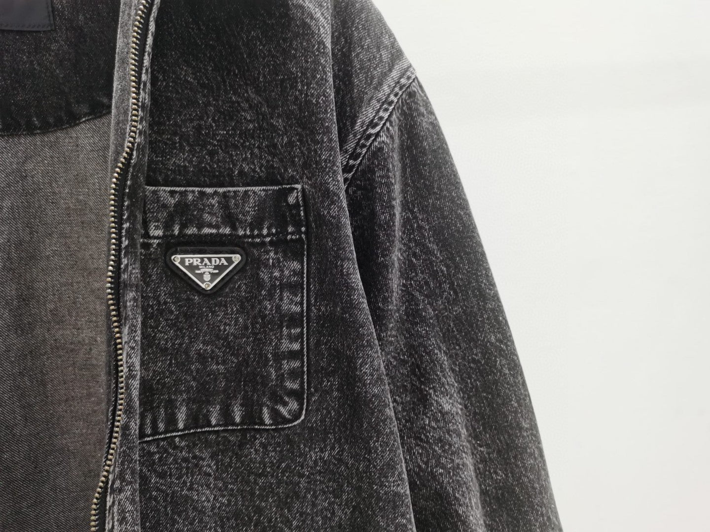 Pra*a Jacket
