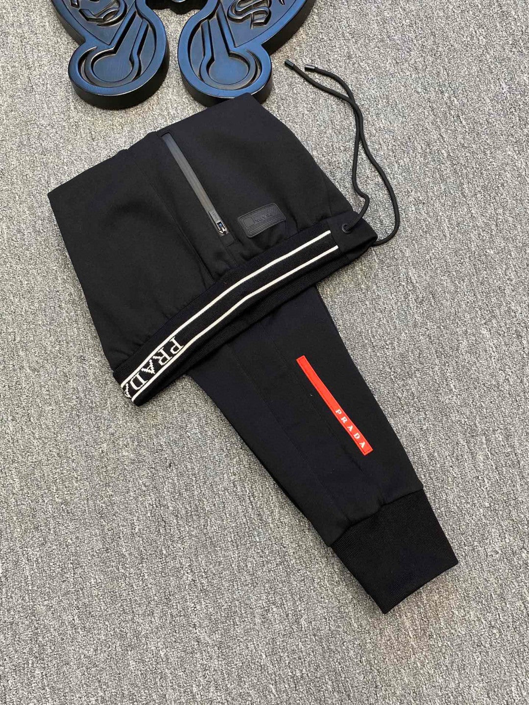 Pra*a Sweatpants