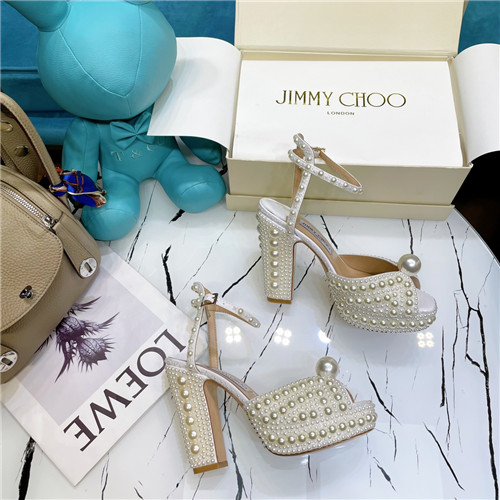 J1m*y Ch00 pearl block heels