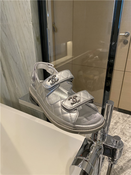 Ch**el flat beach shoes sandals