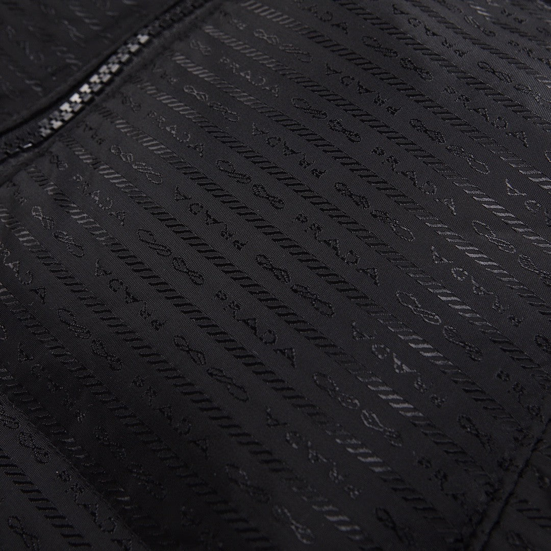 Pra*a Jacket