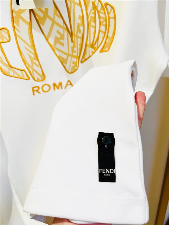 2022ss F**di T Shirt