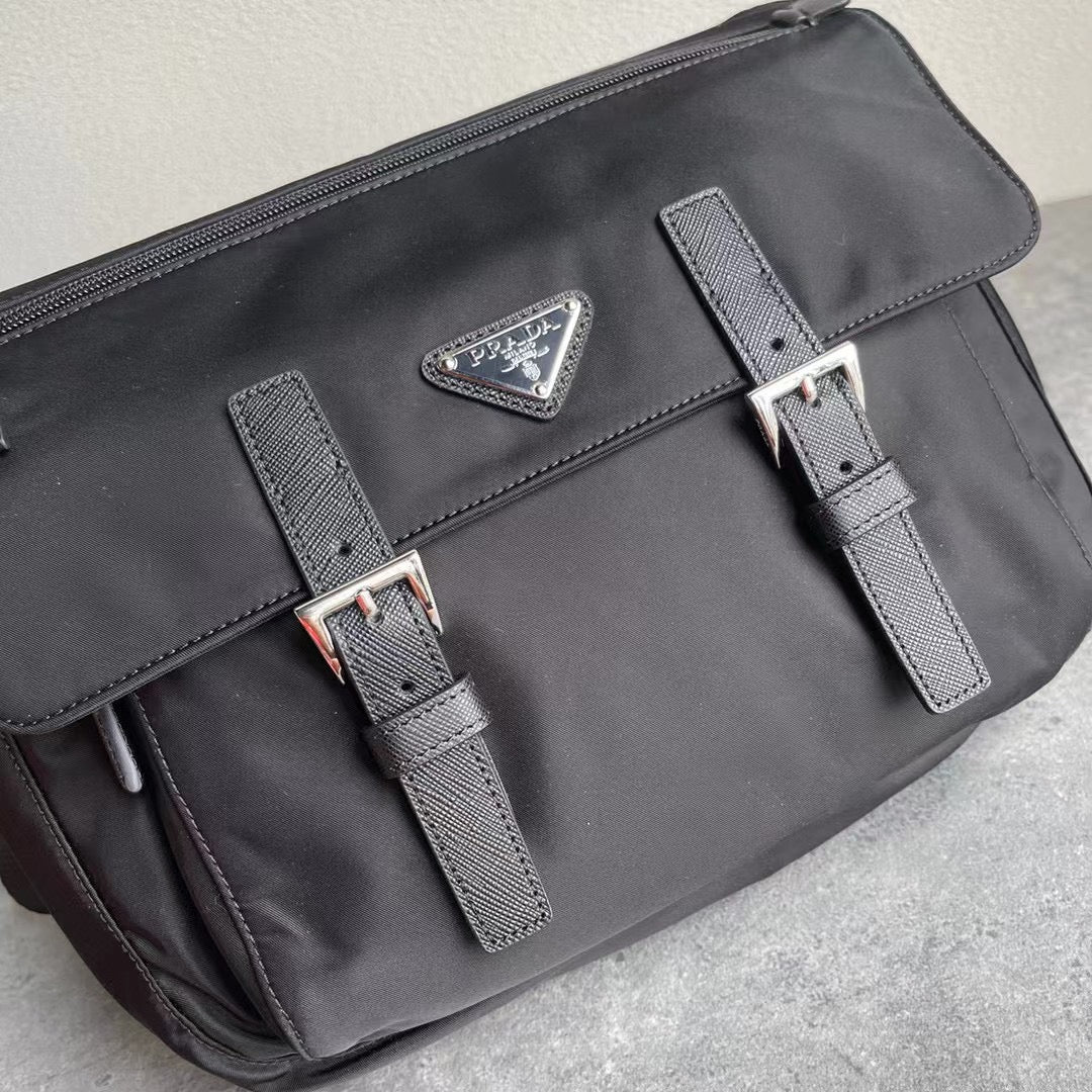 Pra*a Bag Dupe