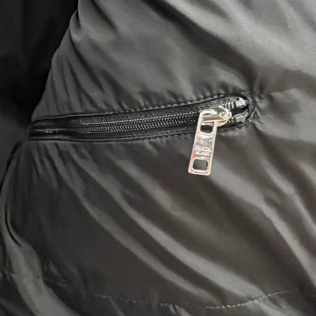 Pra*a Jacket