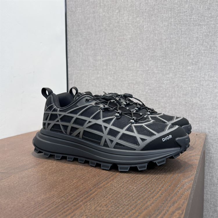 D10r B31 RUNNER SNEAKER BLACK   DO095