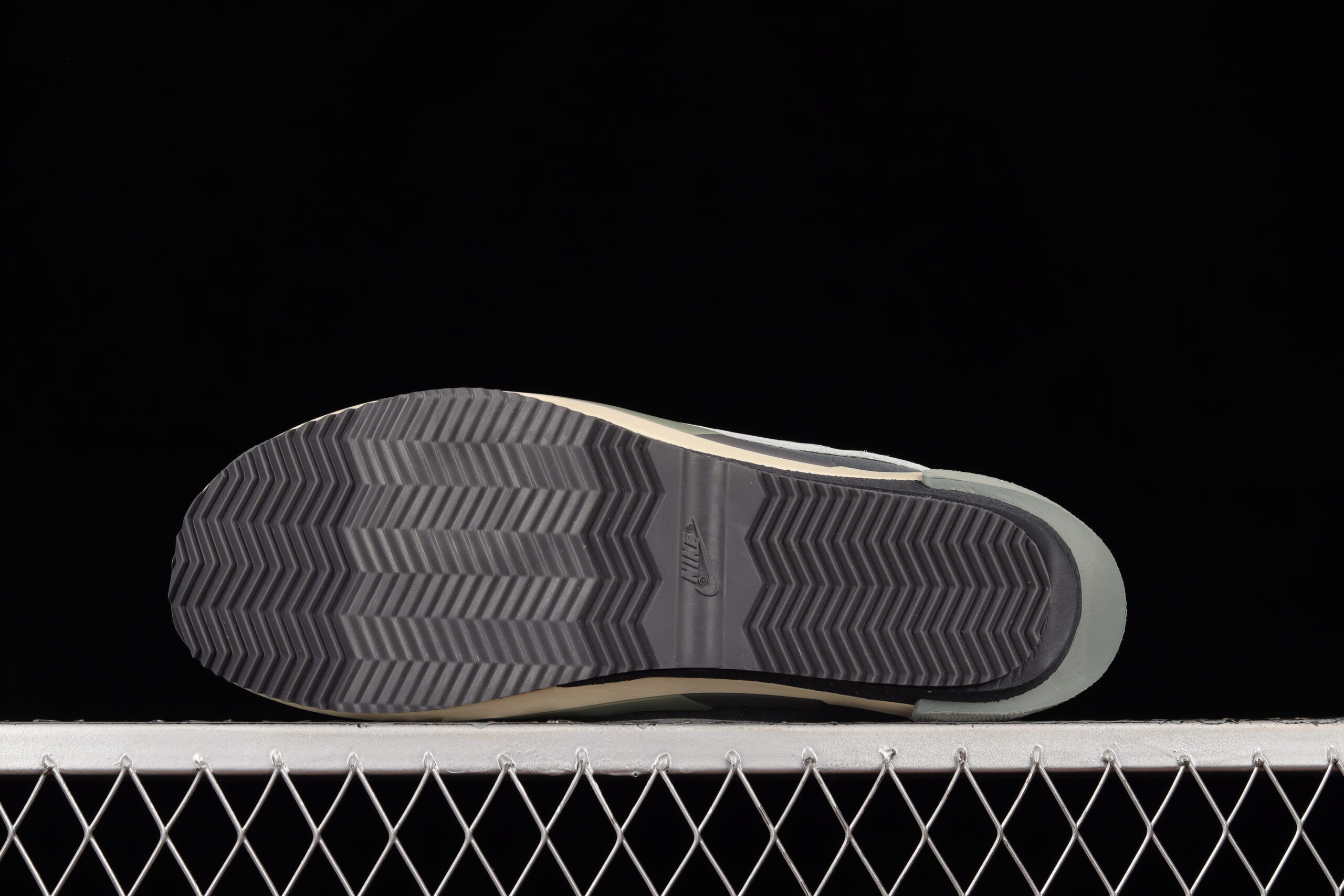 Sacai x Nike Zoom Cortez 4.0 Dark Grey White Green