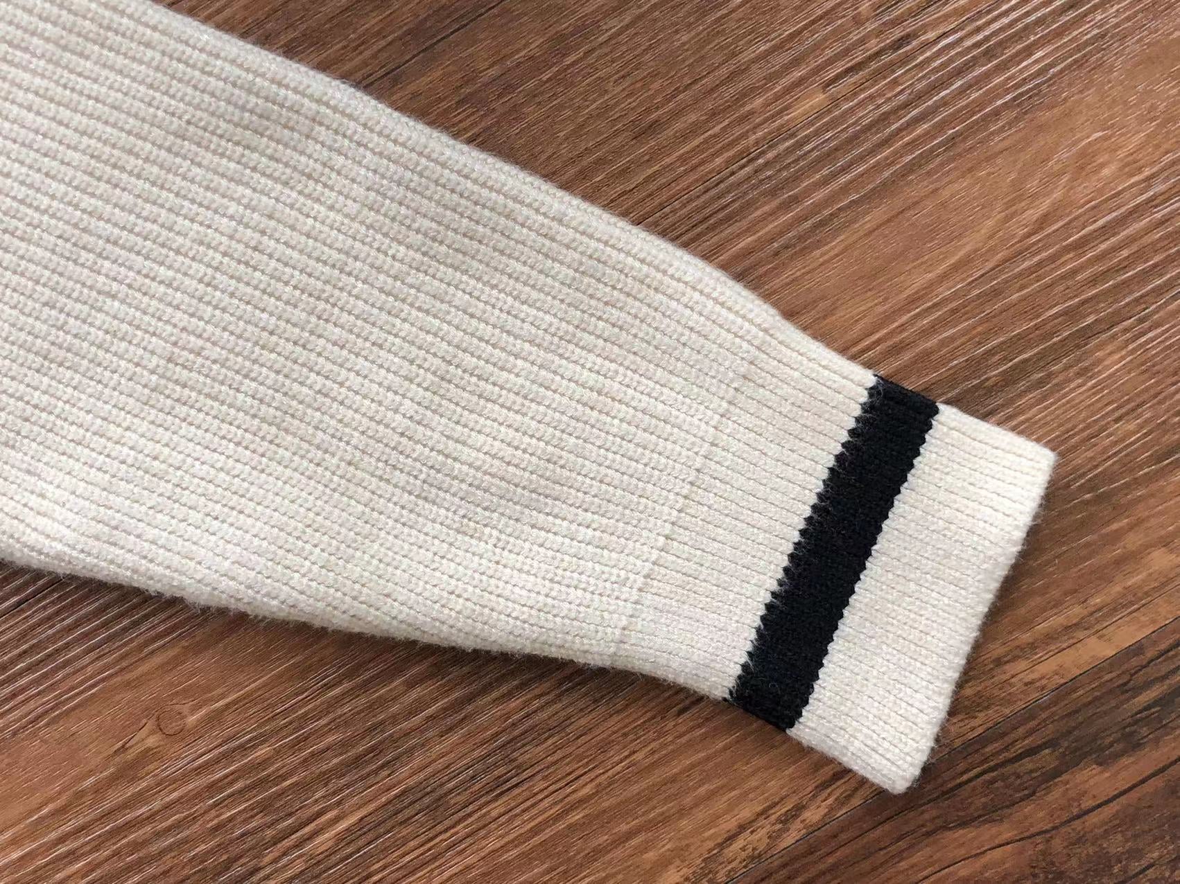 Gvc*1 Cardigan
