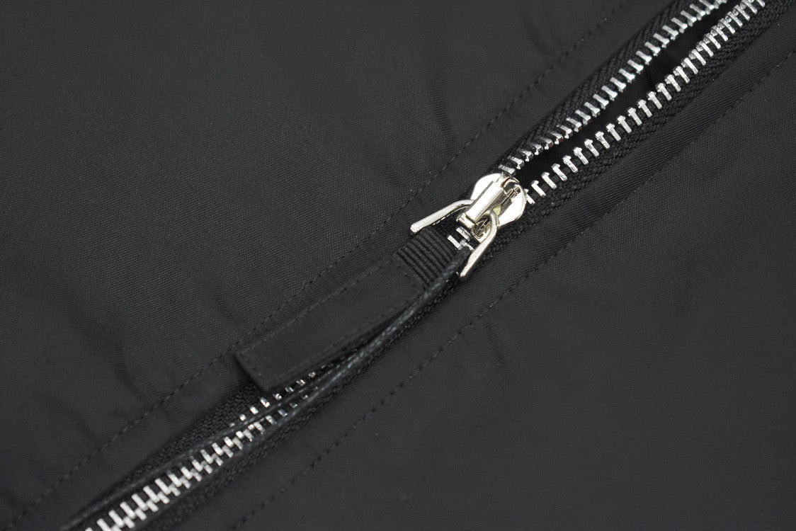 Pra*a Jacket