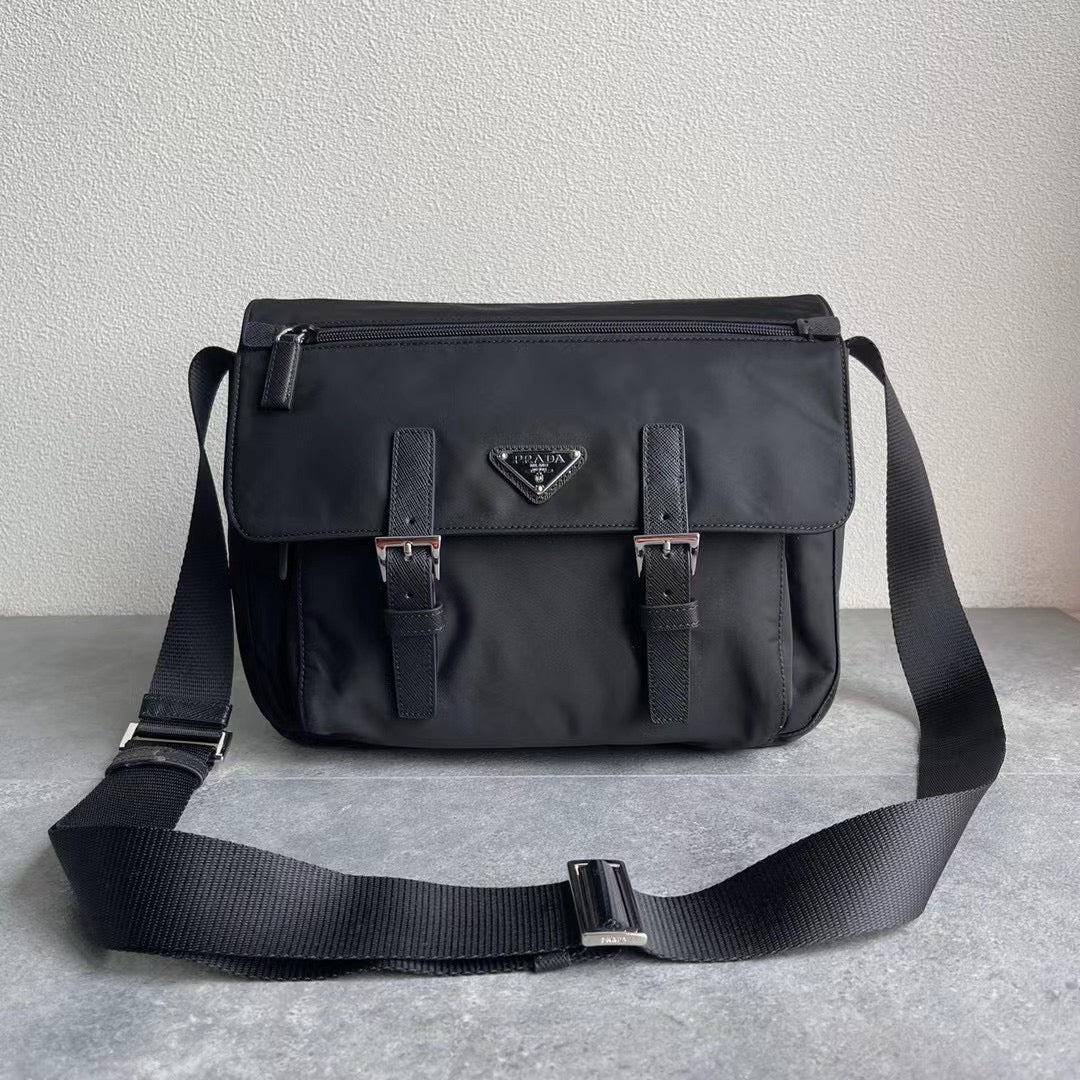 Pra*a Bag Dupe