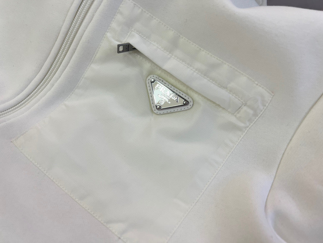 Pra*a Jacket
