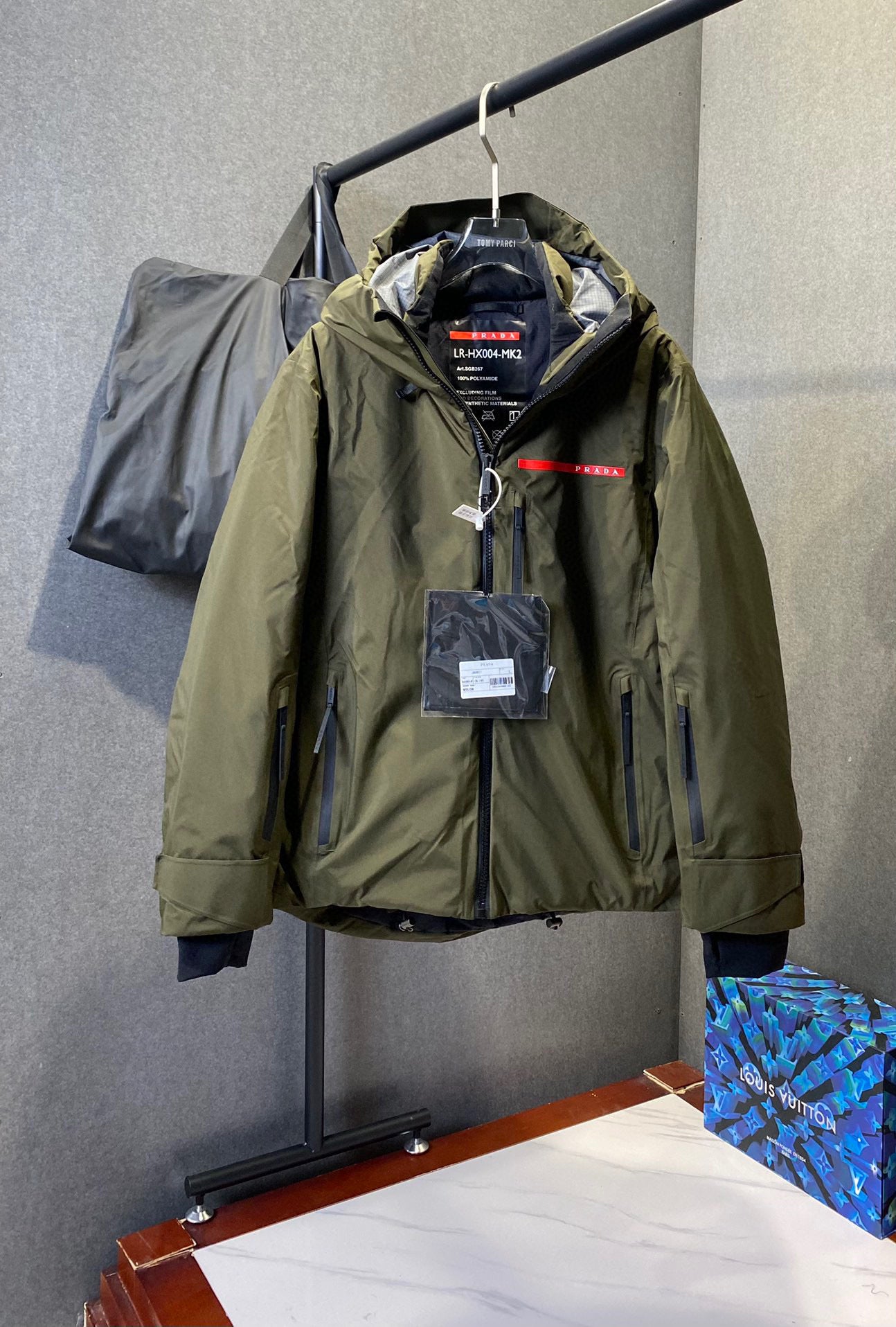 Pra*a Jacket