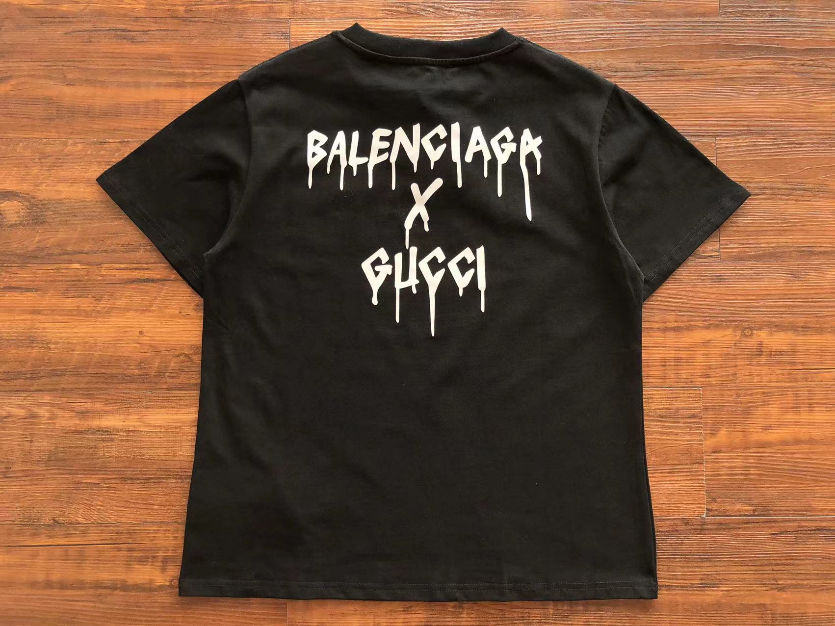 Gvc*1 x Ba1en*iaga T-shirt