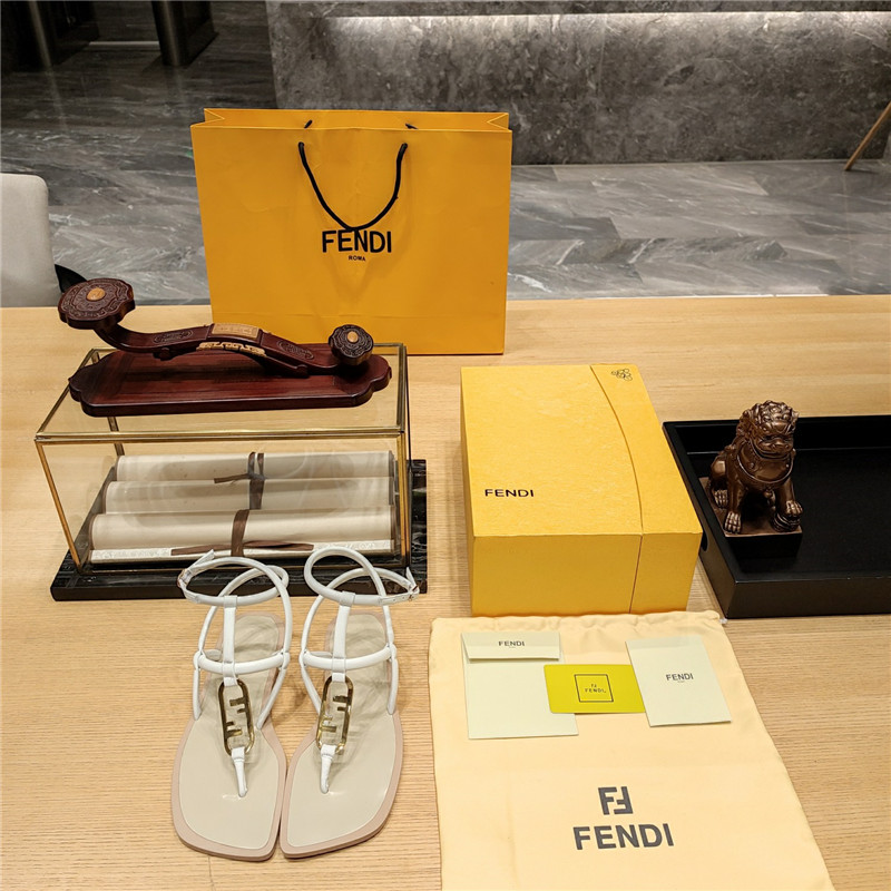 F**di flat beach sandals