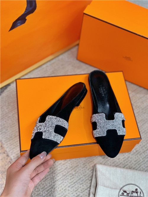 H**me5 roxane mule