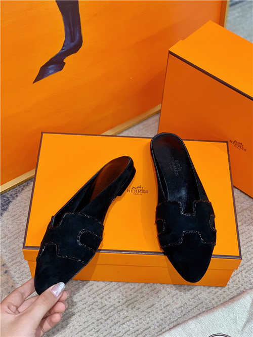 H**me5 roxane mule