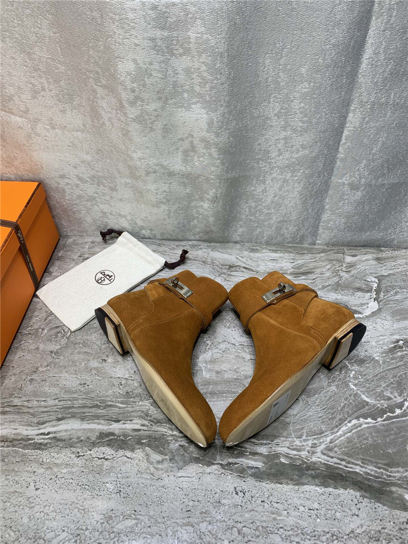 H**me5 kelly ankle boots