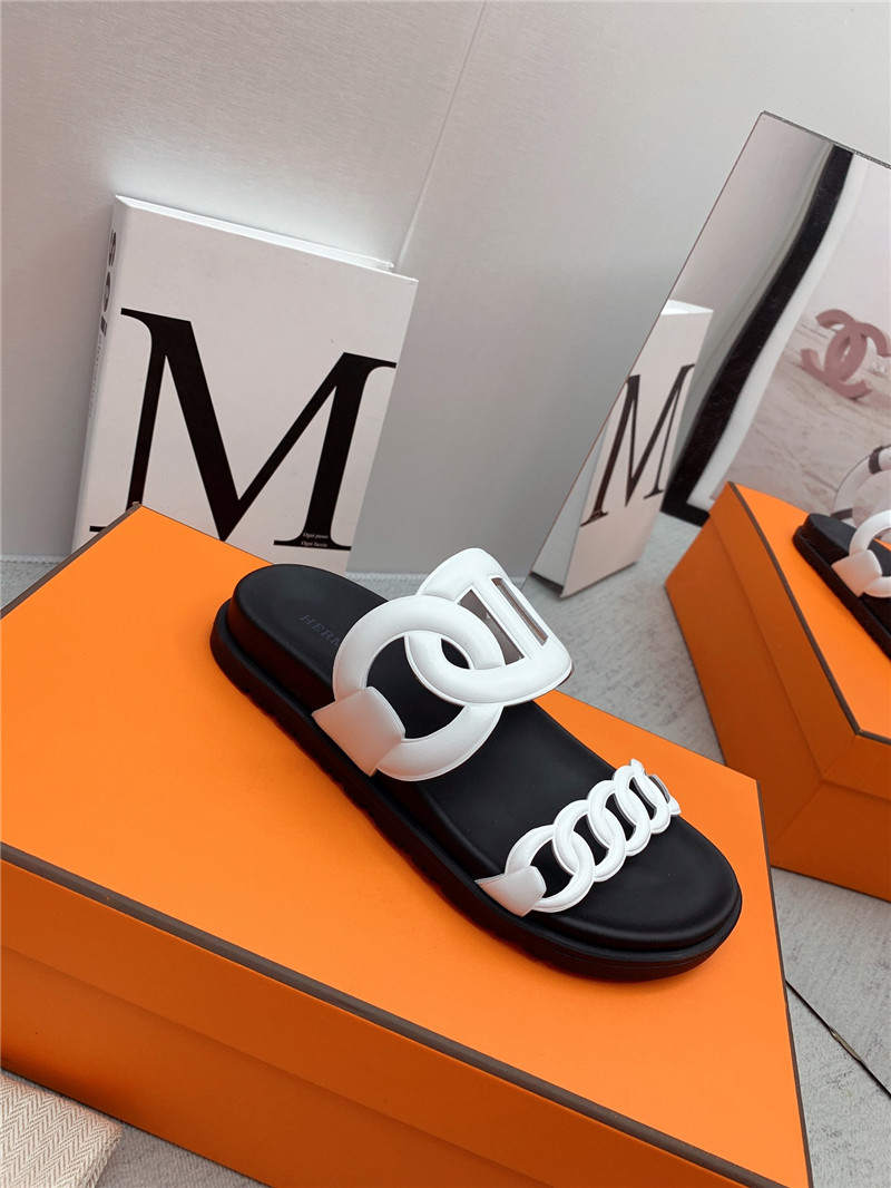 H**me5 couple shoes