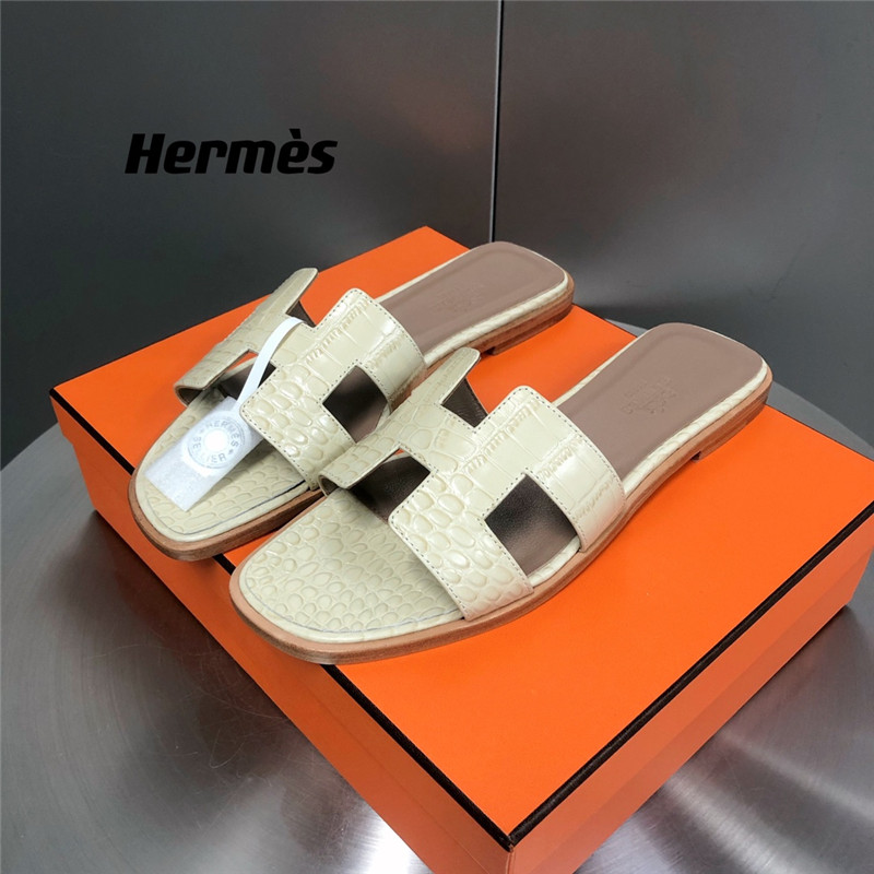 H**me5 oran crocodile slippers
