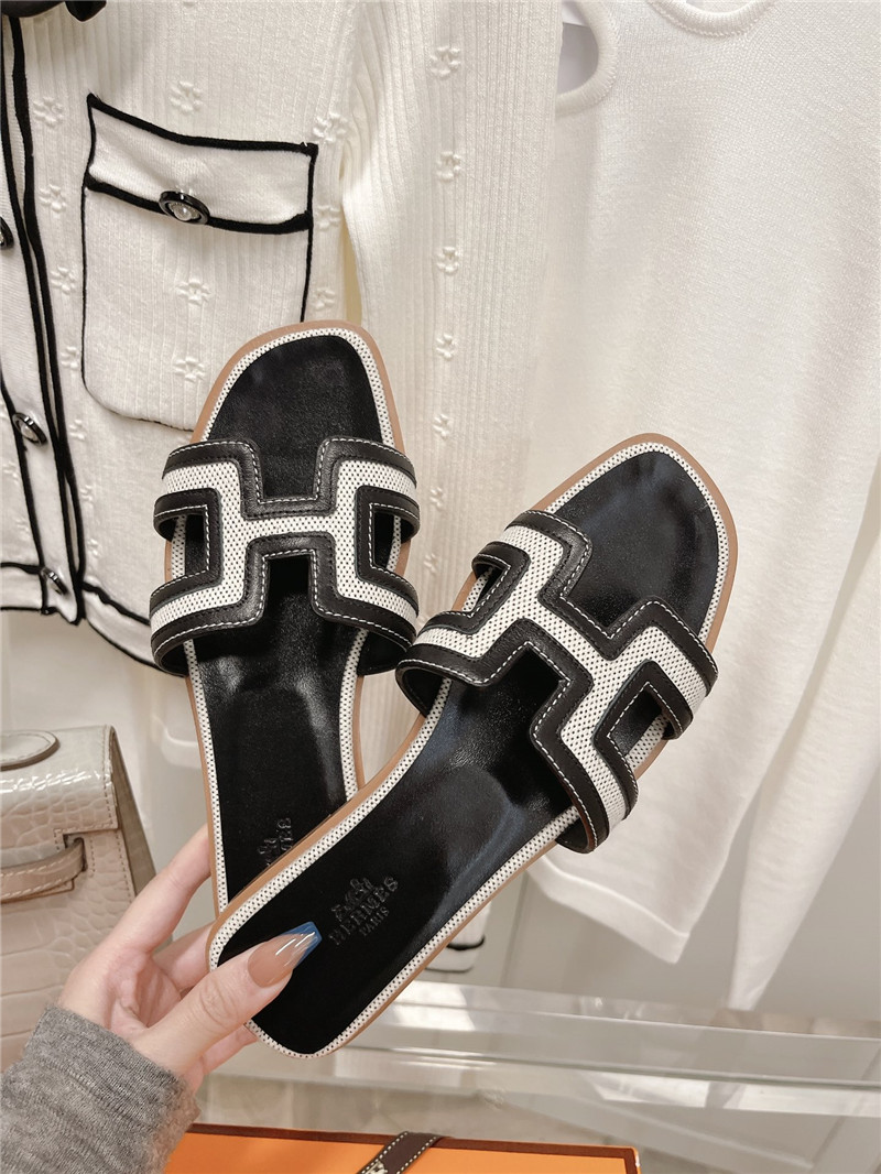 H**me5 flat sandals slippers