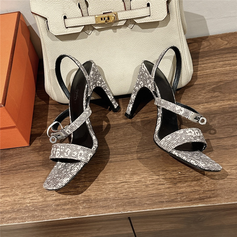 H**me5 Glamor sandals