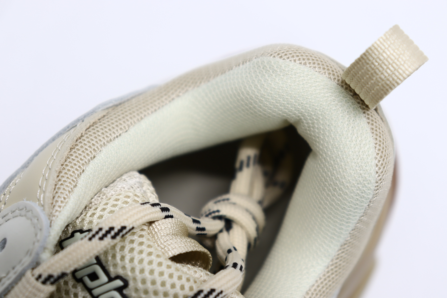 Ba1en*iaga Triple S -Champagne Replica