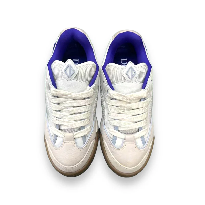 D10r Low Trainers