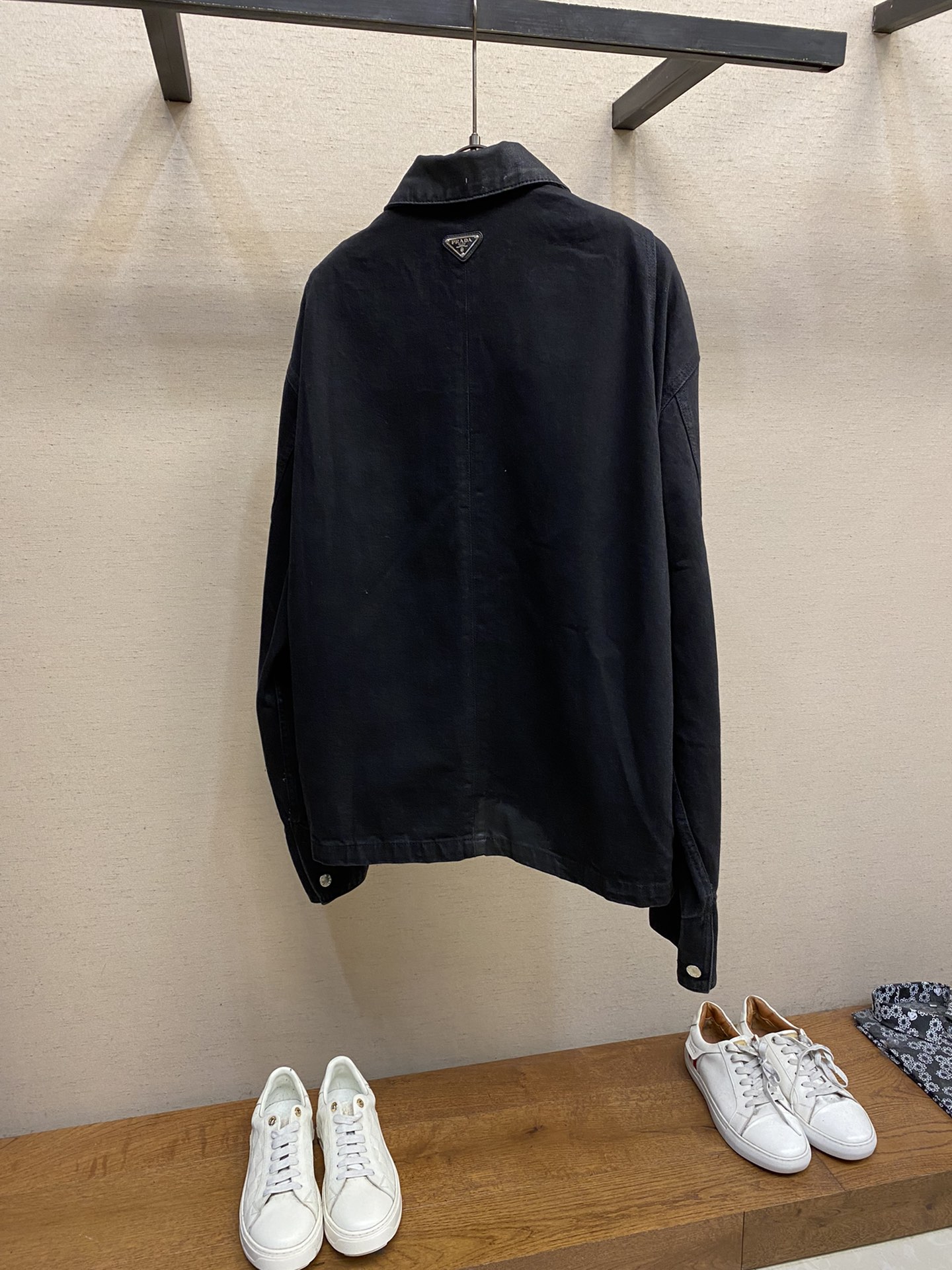 Pra*a Jacket