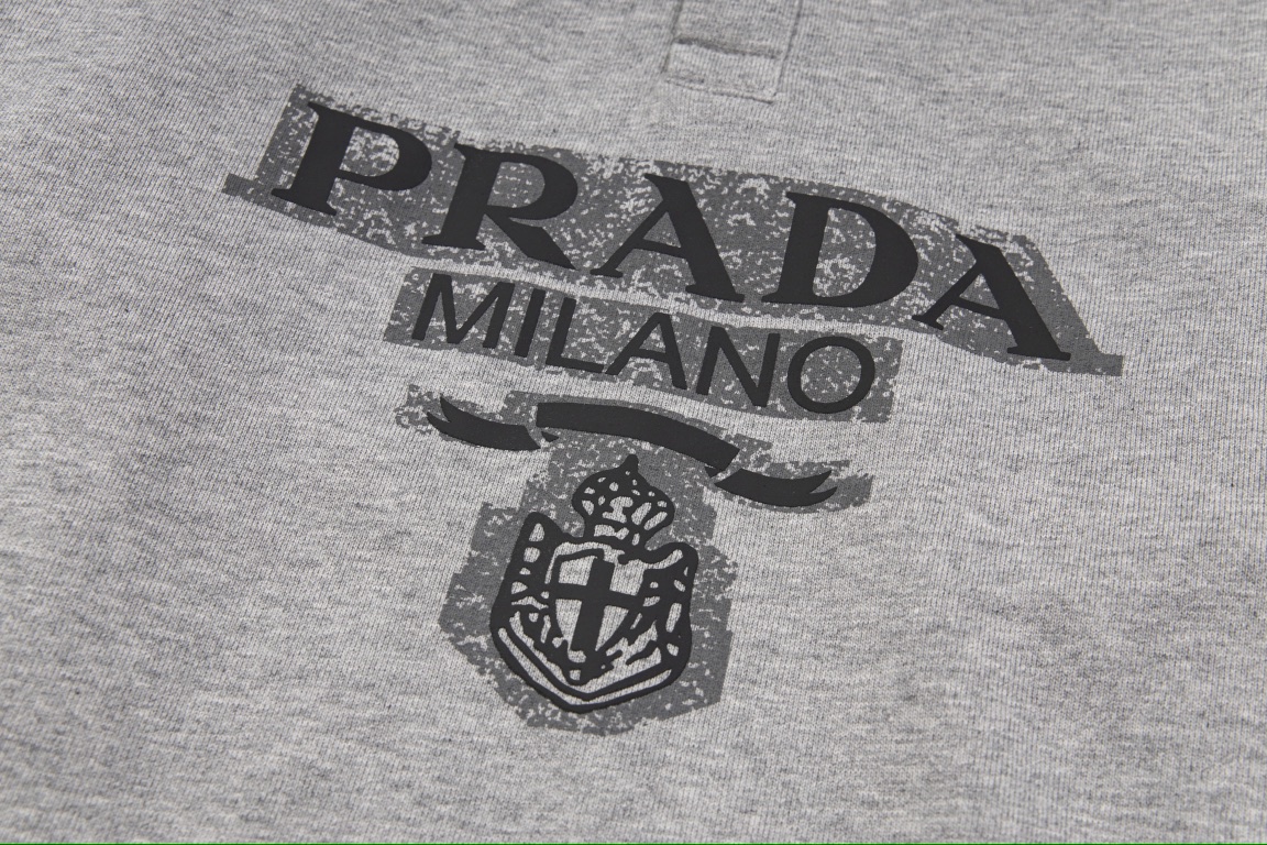 Pra*a Hoodie