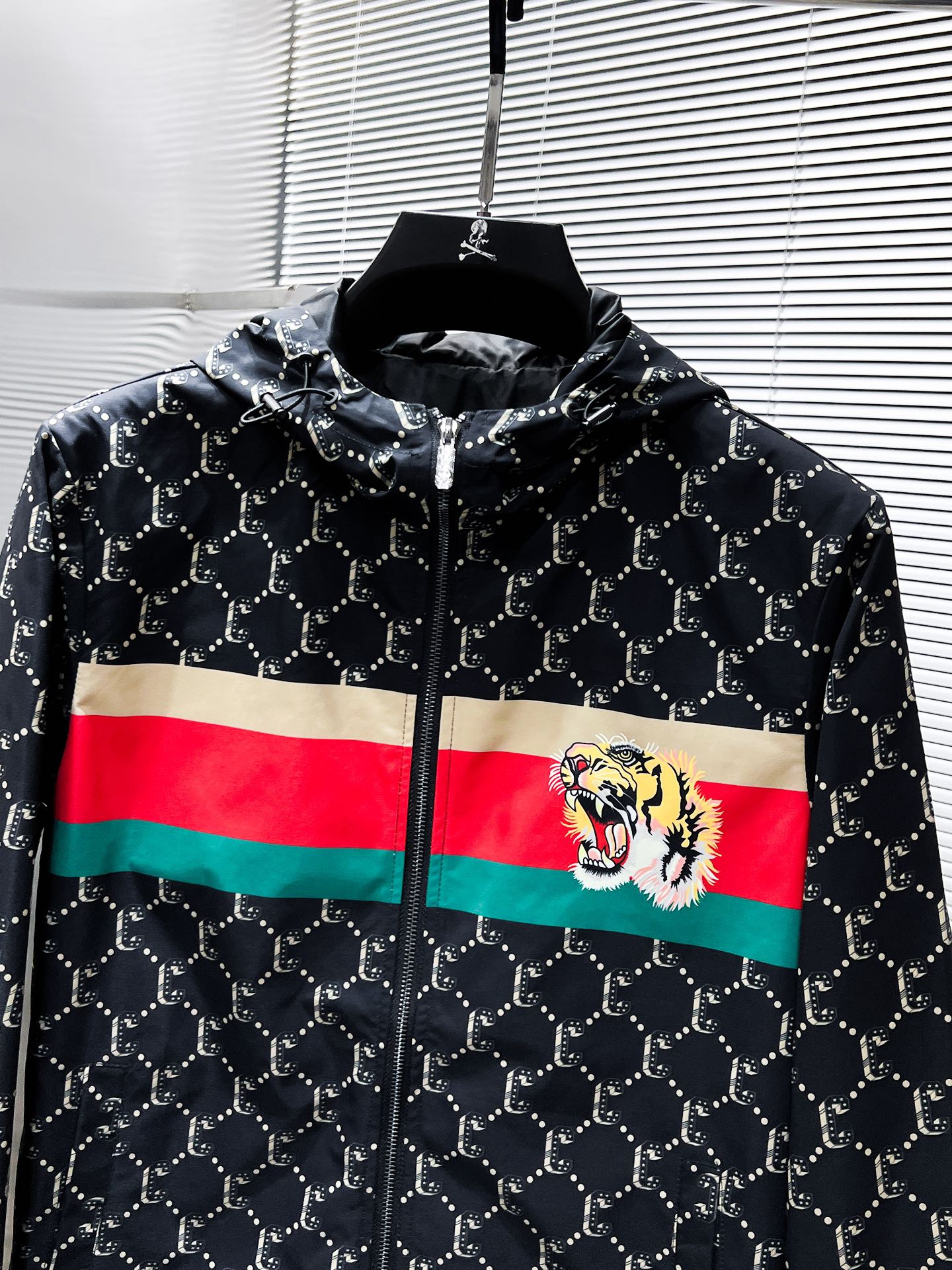 Gvc*1 Jacket