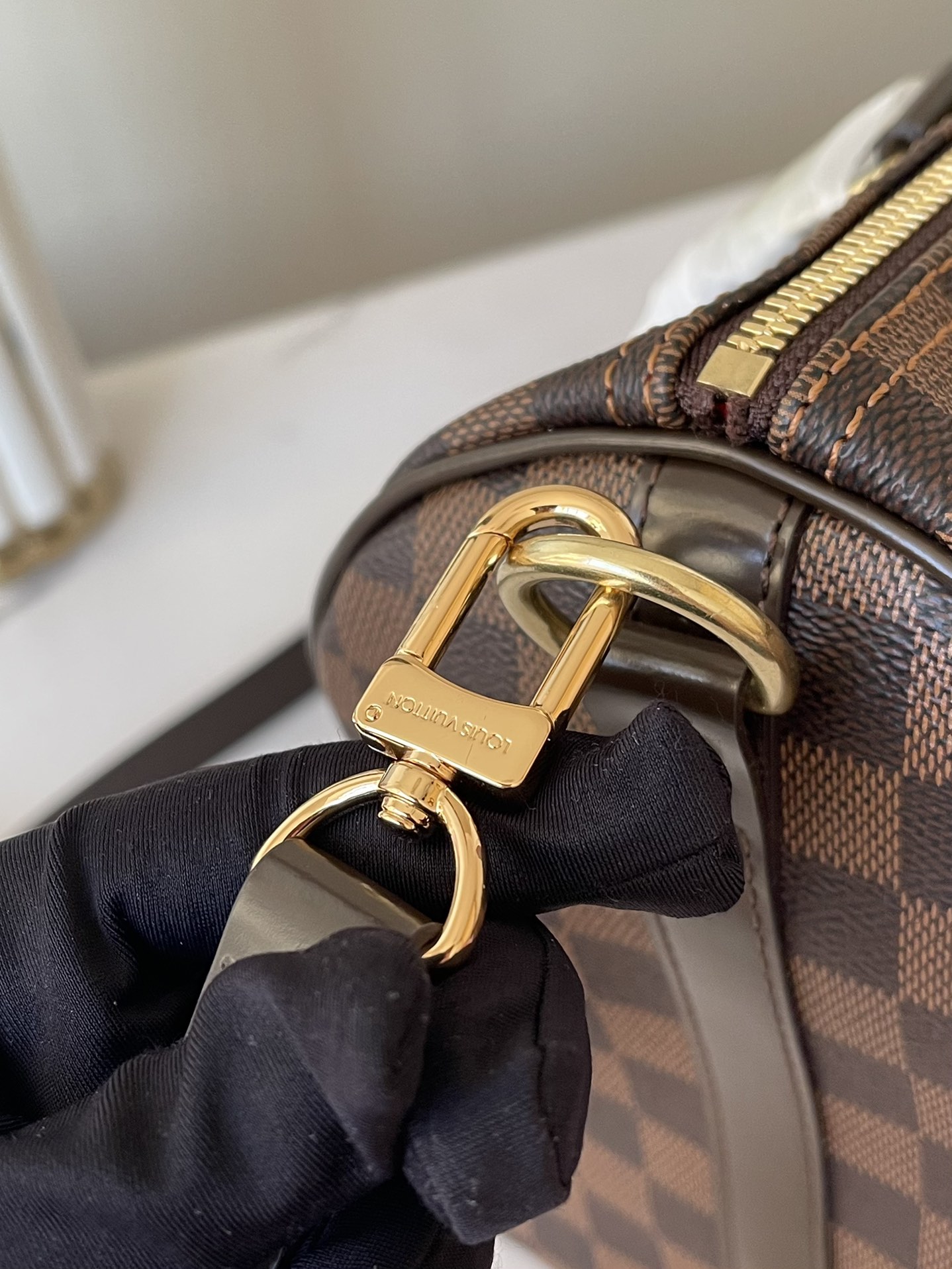 L0vis Vvtt0n Damier Ebene