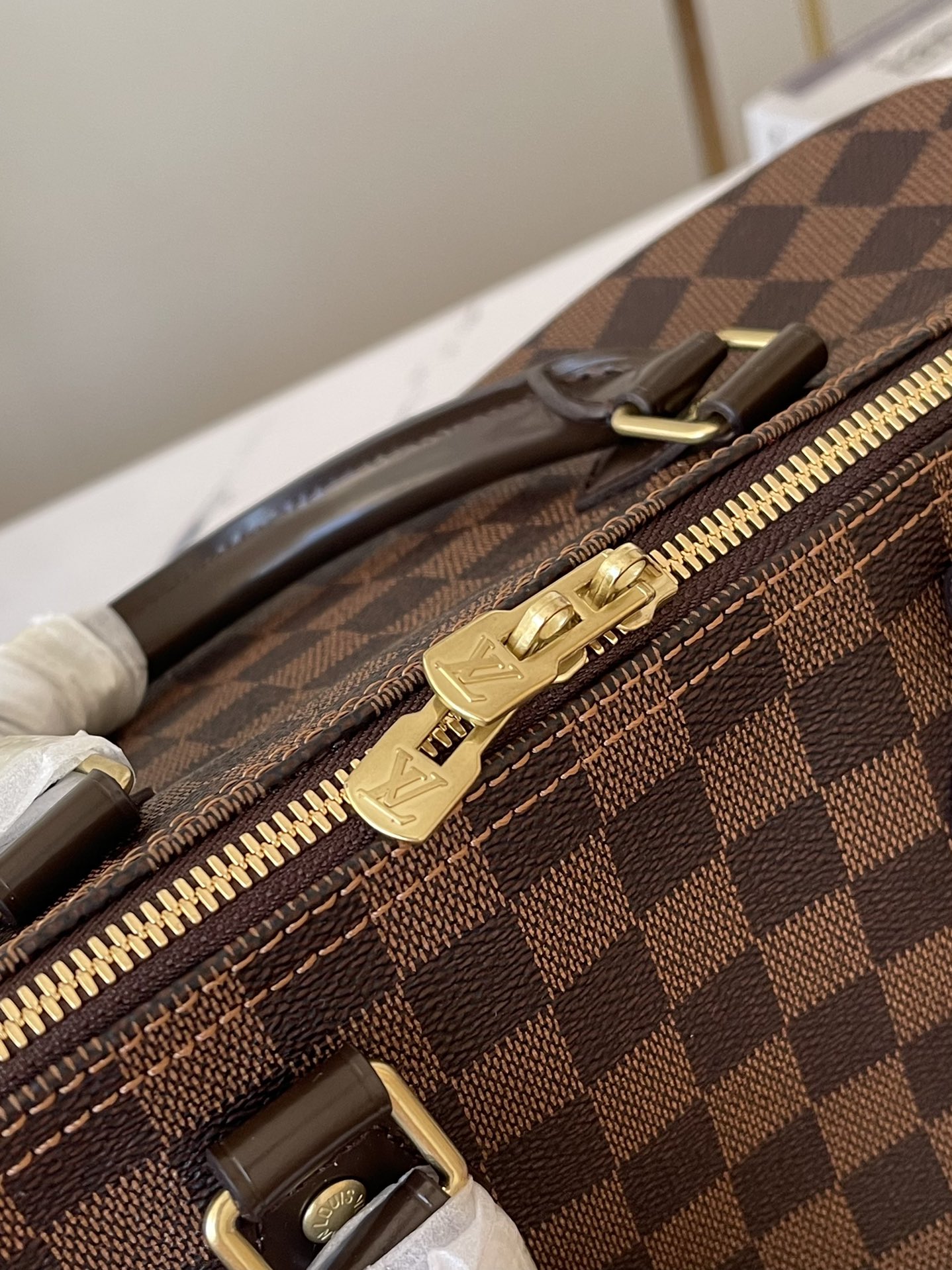 L0vis Vvtt0n Damier Ebene