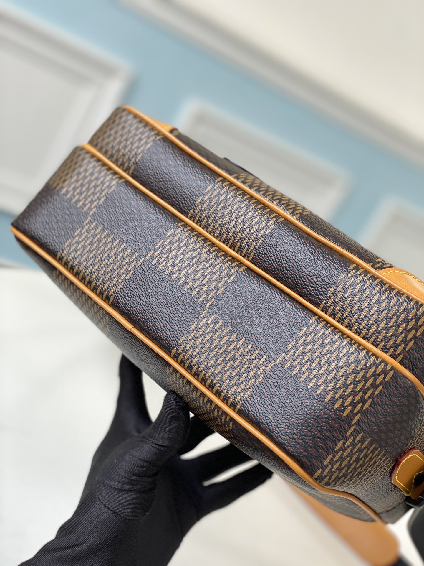 L0vis Vvtt0n Damier Ebene