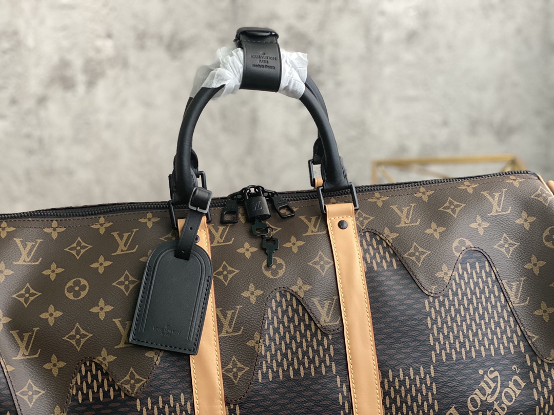 L0vis Vvtt0n Damier Ebene