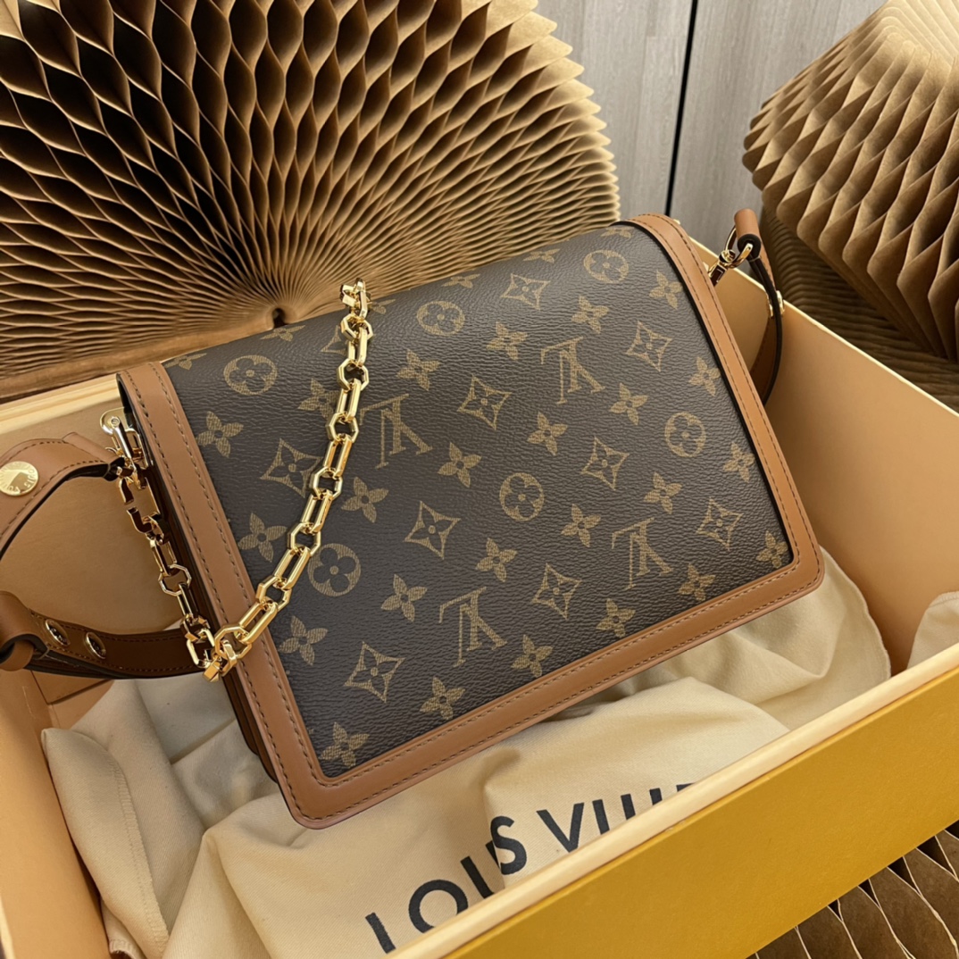 L0vis Vvtt0n Dauphine