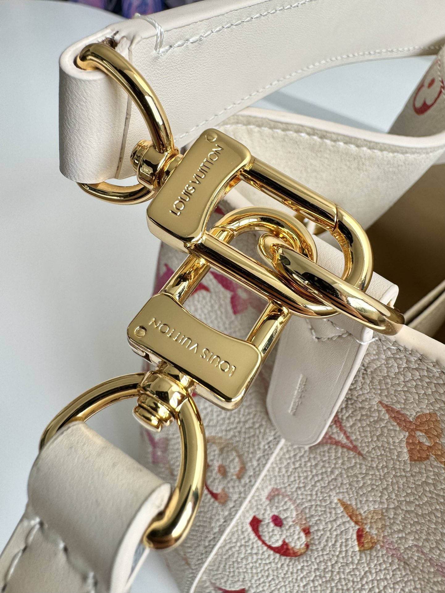 L0vis Vvtt0n Monogram Empreinte