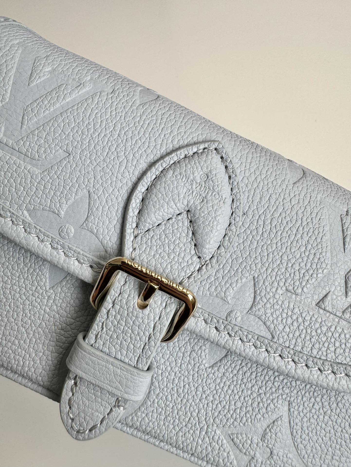 L0vis Vvtt0n Monogram Empreinte