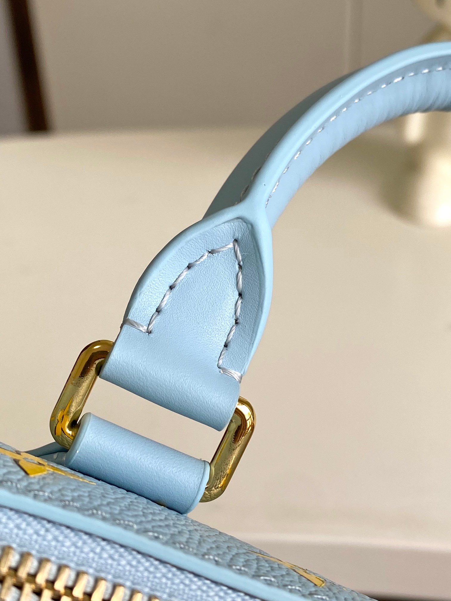 L0vis Vvtt0n Monogram Empreinte