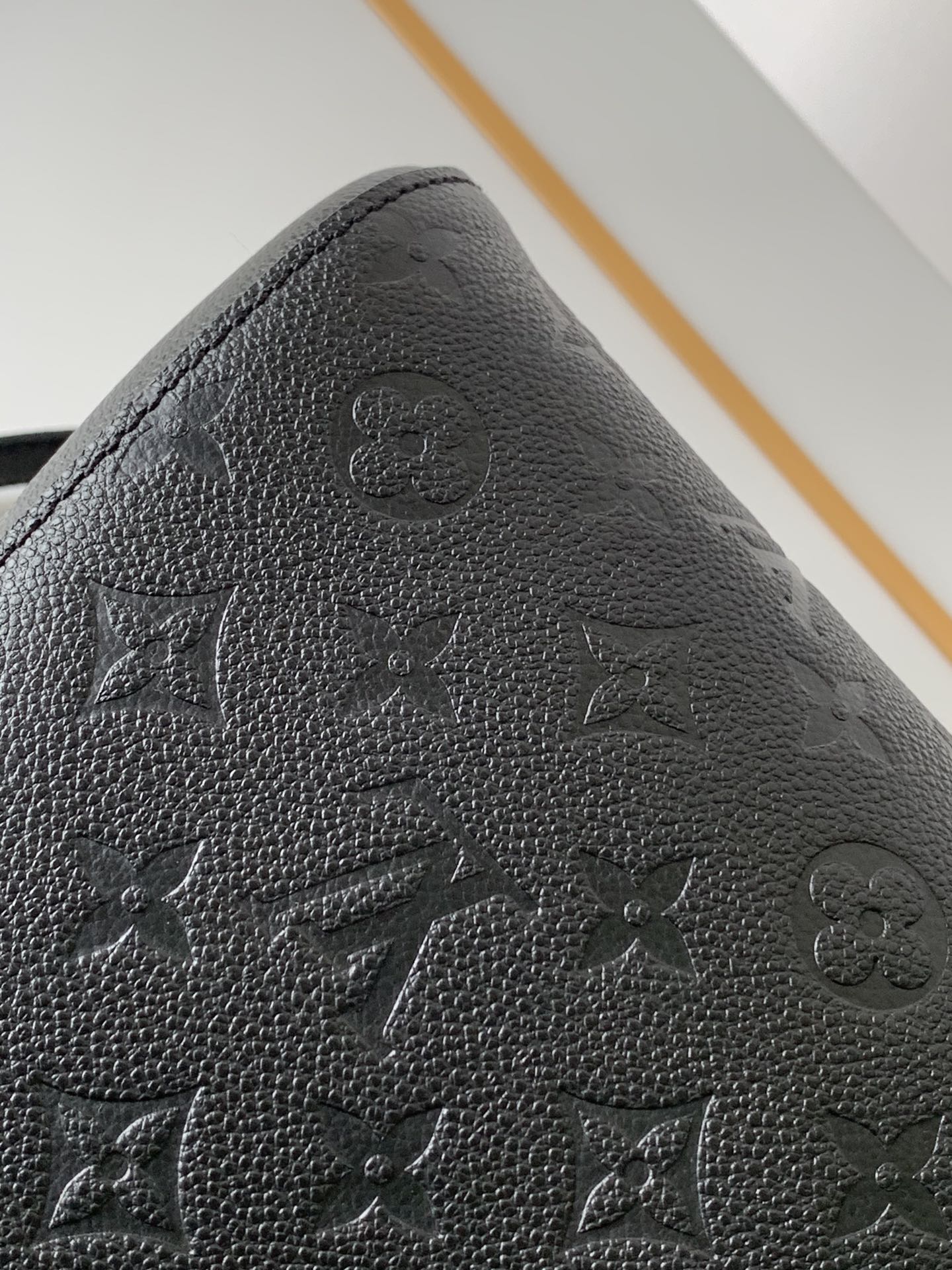 L0vis Vvtt0n Monogram Empreinte