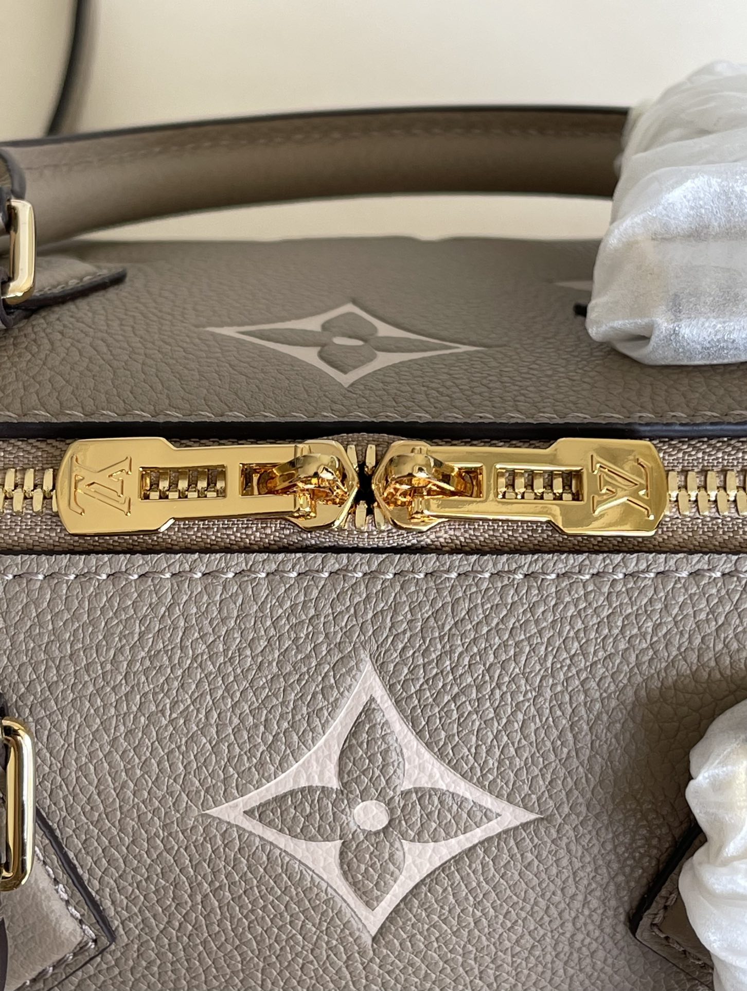 L0vis Vvtt0n Monogram Empreinte