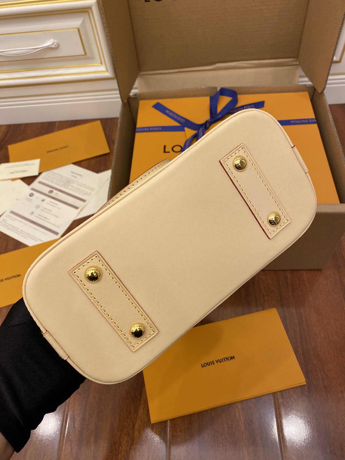 L0vis Vvtt0n Handbag M53152 Premium Enhanced Edition